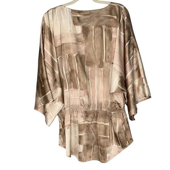 Chico’s satin abstract tunic blouse with stretchy smocked waist. Size (2)L(12) - Picture 2 of 7